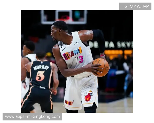 阿德巴约护框有方,热火防守立功 阿德巴约护框有方,热火防守立功