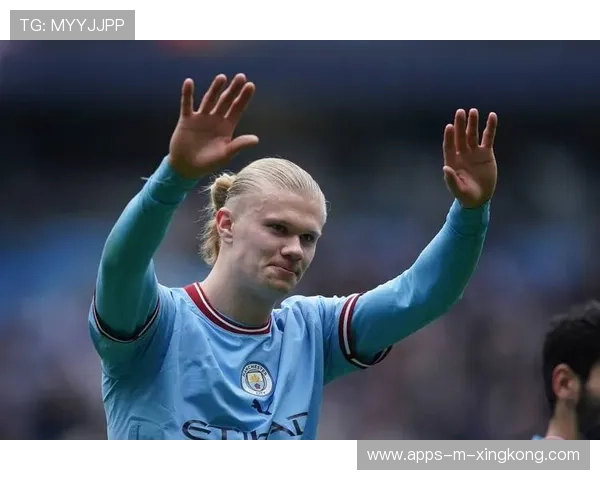 哈兰德横敲皮球制造错位，挪威前场机会频繁